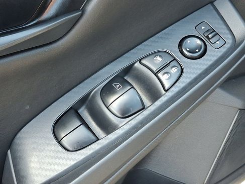 Used 2025 Nissan Sentra S FWD image 14