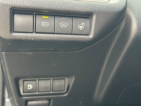 Used 2026 Toyota Prius LE FWD image 41