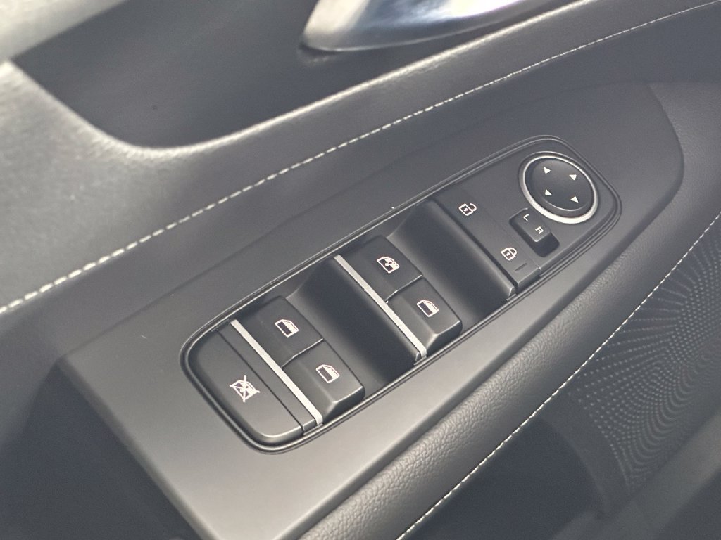 Used 2024 Kia Forte GT-Line w/ GT-Line Premium Package FWD image 34