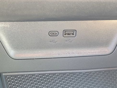 New 2026 Chevrolet Equinox ACTIV AWD/4WD image 16