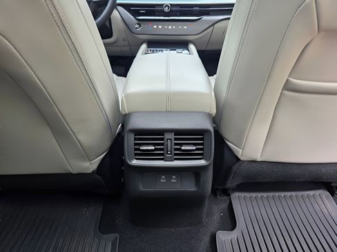 Used 2025 Nissan Murano SL w/ Cargo Package AWD/4WD image 9
