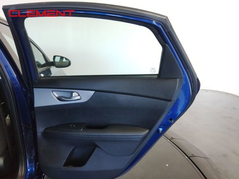 Used 2022 Kia Forte LXS image 33