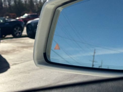 Used 2012 Mercedes-Benz E 350 4MATIC Sedan image 37