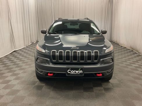 Used 2016 Jeep Cherokee Trailhawk w/ Comfort/Convenience Group image 2