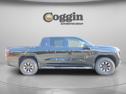 New 2026 GMC Sierra EV AT4 AWD/4WD image 6