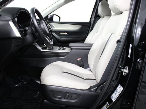 Used 2024 MAZDA CX-90 3.3 Turbo w/ Preferred Plus AWD/4WD image 8