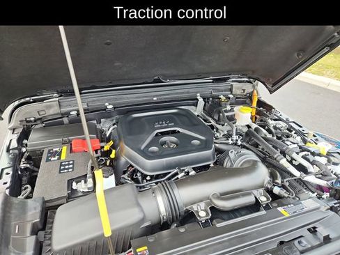 Used 2025 Jeep Wrangler Unlimited Sahara w/ Safety Group image 16