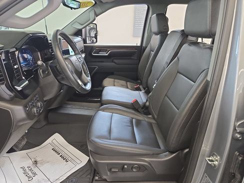 Used 2025 Chevrolet Silverado 2500 LT w/ Trail Boss Package AWD/4WD image 14