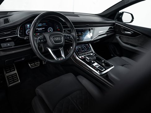 Used 2021 Audi SQ8 Premium Plus w/ SQ8 Black Optic Package AWD/4WD image 12