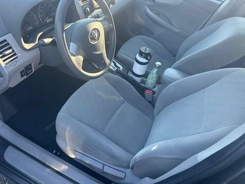 Used 2010 Toyota Corolla LE FWD image 7