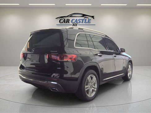 Used 2021 Mercedes-Benz GLB 250 4MATIC w/ Premium Package image 3