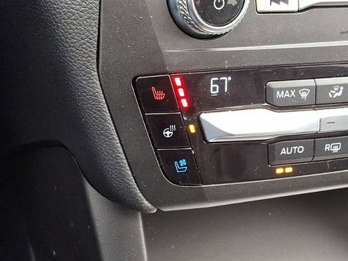 Certified 2020 Ford Explorer ST w/ Premium Technology Package image 28