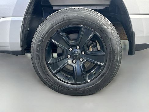 Used 2024 RAM 1500 Big Horn image 34