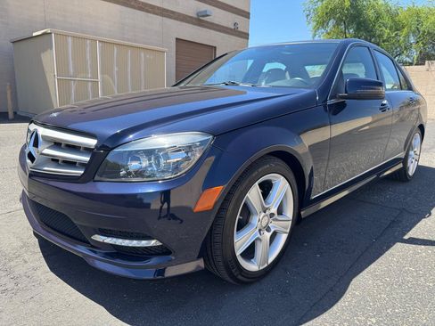 Used 2011 Mercedes-Benz C 300 Sedan image 4