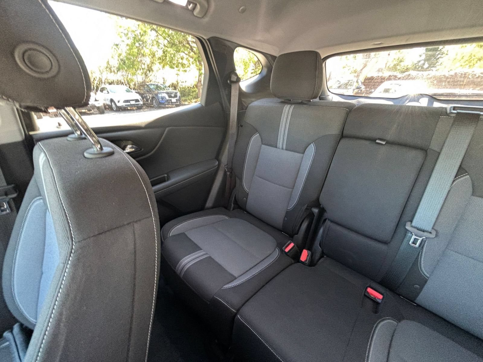 Used 2026 Chevrolet Blazer LT FWD image 39