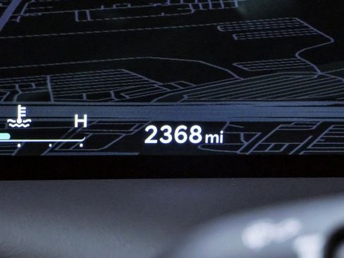 Certified 2025 Genesis G80 2.5T Sport Prestige image 20