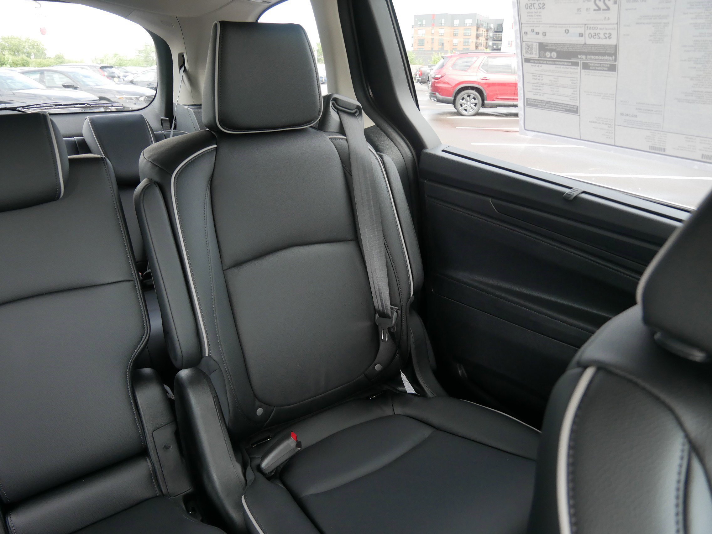 New 2027 Honda Odyssey Touring image 11