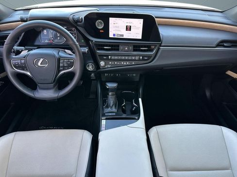 Certified 2024 Lexus ES 350 w/ Premium Package FWD image 16