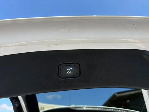 Used 2020 Ford Edge ST w/ Equipment Group 401A AWD/4WD image 11