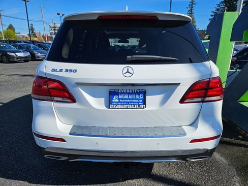 Used 2017 Mercedes-Benz GLE 350 GLE 350 w/ Premium 1 Package image 4