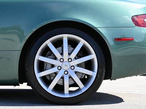 Used 2006 Aston Martin DB9 Volante image 38