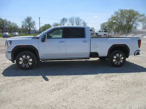 New 2026 GMC Sierra 3500 Denali w/ Denali Reserve Package image 11