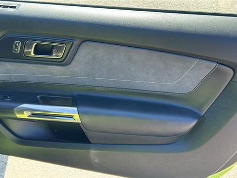 Certified 2020 Ford Mustang Shelby GT350 w/ Technology Package RWD image 12