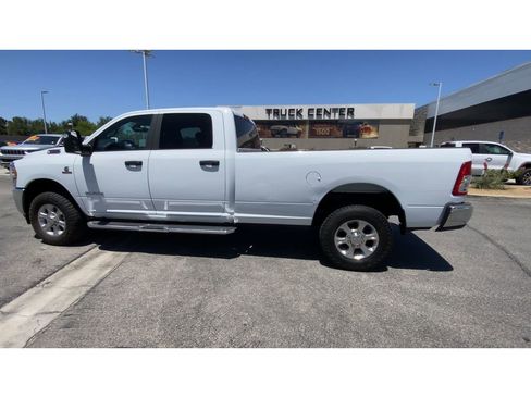 Used 2024 RAM 3500 Big Horn AWD/4WD image 5