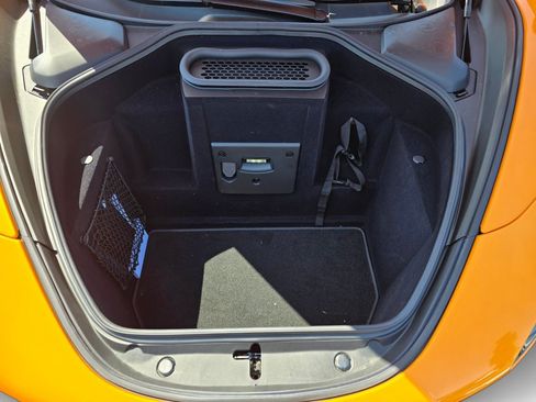 Used 2022 McLaren 720S Performance RWD image 11