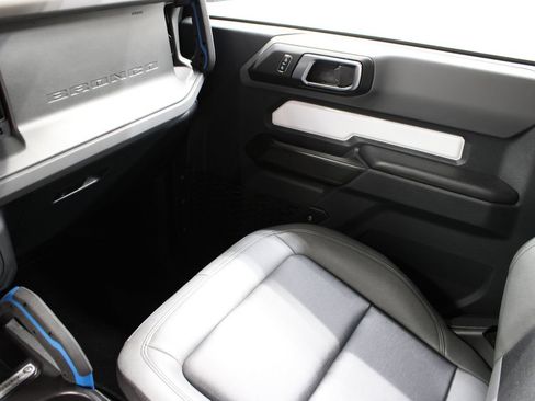 Used 2024 Ford Bronco Black Diamond AWD/4WD image 26