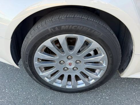 Used 2013 Cadillac CTS Premium RWD image 34