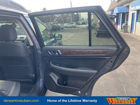 Used 2017 Subaru Outback 2.5i Limited image 40
