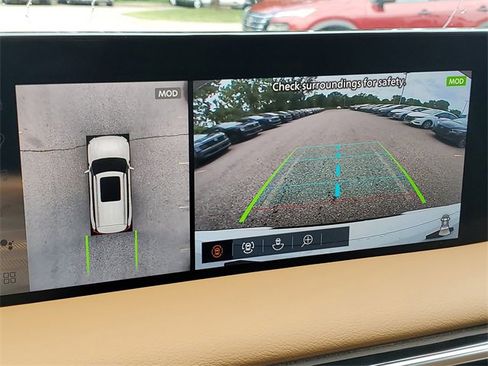 New 2025 Nissan Armada SL w/ Captain's Chari Seat Package image 16