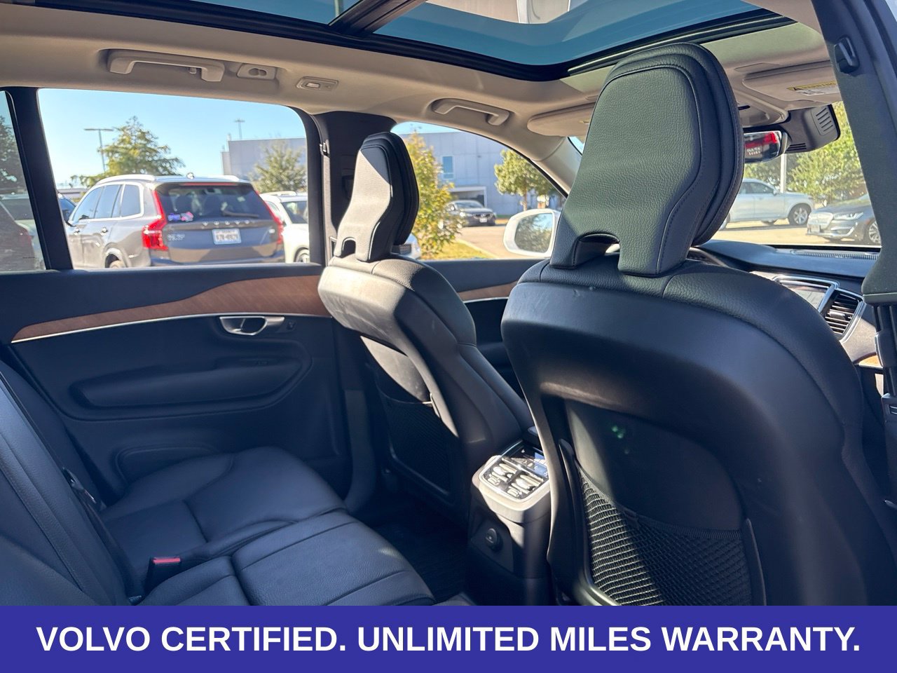 Certified 2024 Volvo XC90 T8 Plus w/ Protection Package Premier AWD/4WD image 13