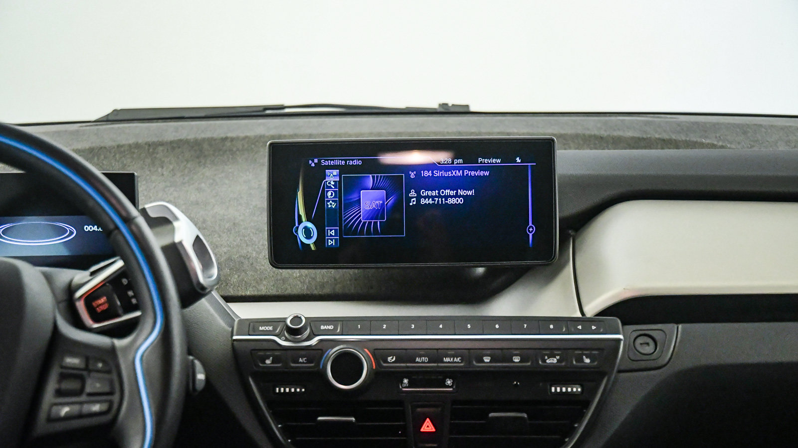 Used 2017 BMW i3 w/ Range Extender RWD image 14