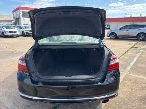 Used 2017 Honda Accord EX-L image 27
