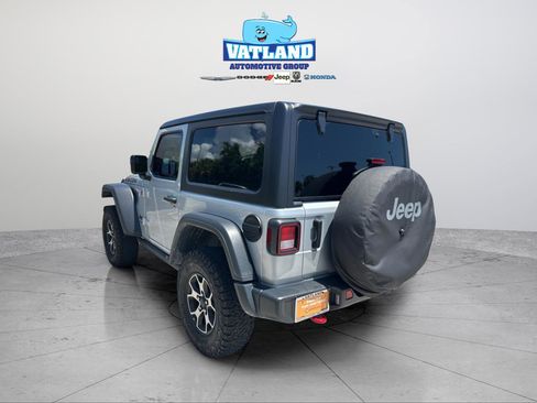 Used 2022 Jeep Wrangler Rubicon AWD/4WD image 3