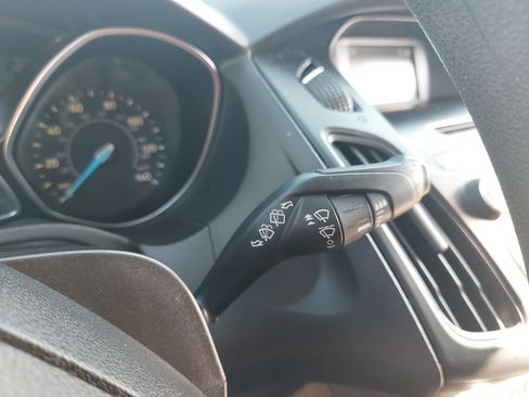 Used 2016 Ford Focus SE w/ Reverse Sensing Package FWD image 26