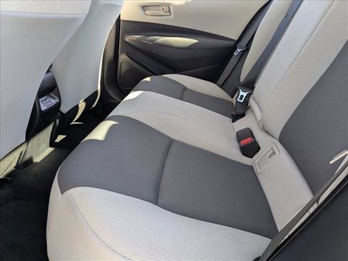 Used 2023 Toyota Corolla LE image 17
