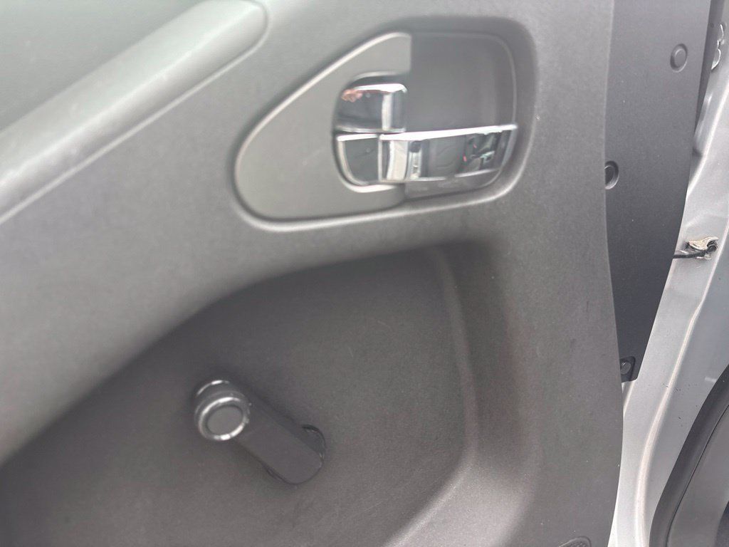 Used 2018 Nissan Frontier S RWD image 17