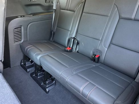 Certified 2026 Chevrolet Suburban RST RWD image 16