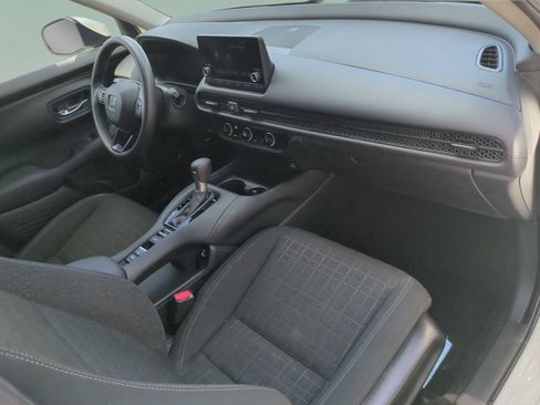 Certified 2023 Honda HR-V LX image 20