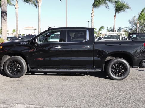 Used 2021 Chevrolet Silverado 1500 High Country w/ Technology Package image 5