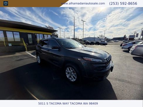 Used 2015 Jeep Cherokee Latitude w/ Cold Weather Group image 3