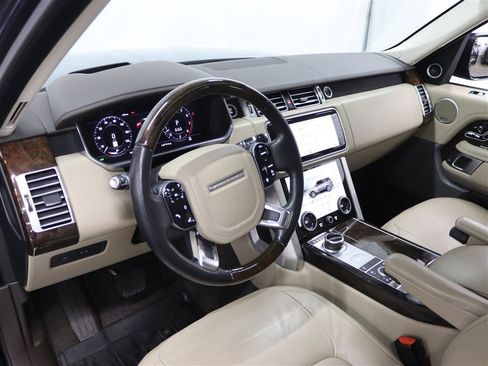 Used 2020 Land Rover Range Rover HSE image 22