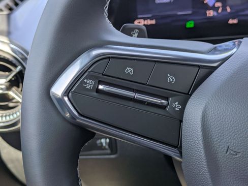 Used 2026 Chevrolet Equinox EV LT image 23