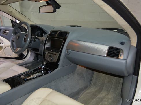 Used 2008 Jaguar XKR R RWD image 14