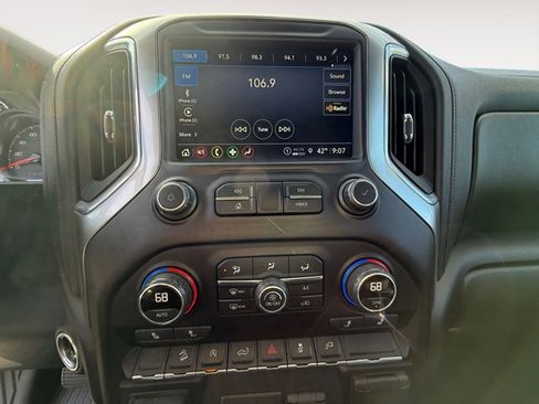 Used 2021 Chevrolet Silverado 1500 LT Trail Boss w/ Convenience Package II AWD/4WD image 11