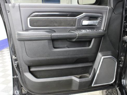 Used 2022 RAM 2500 Laramie AWD/4WD image 64