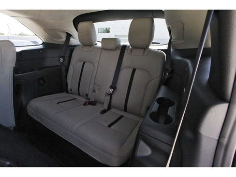 Certified 2026 MAZDA CX-90 3.3 Turbo w/ Preferred Package AWD/4WD image 13